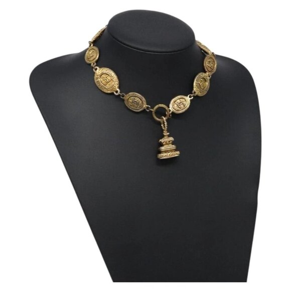 CHANEL Necklace metal Gold Tone CC Auth 131855 - Picture 1 of 10